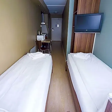 Otel Central City Apartments 2*