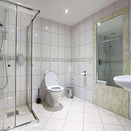 Central City Apartments Otel