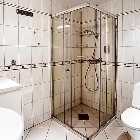 Hotel Central City Apartments 2*
