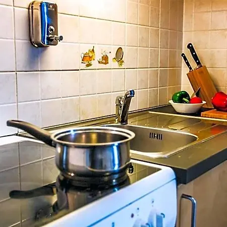 Hotel Central City Apartments 2*